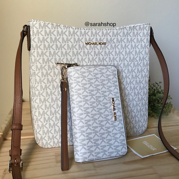 🌼Michael Kors Set - Picture 1 of 16